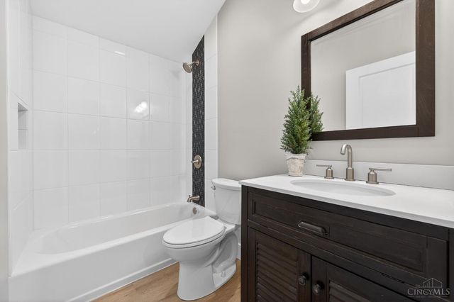 60 S Orchard Circle, Blanchester, OH 45107