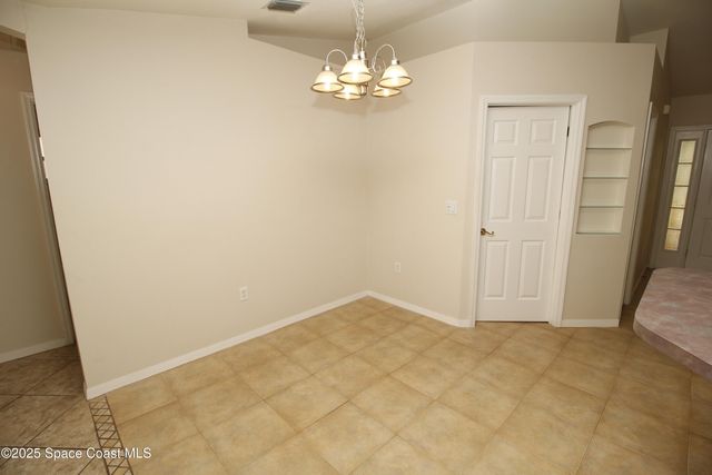 618 Sturbridge Terrace SE, Palm Bay, FL 32909