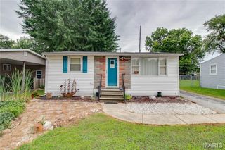 2132 Miracle Avenue, Granite City, IL 62040