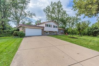 1320 Deerfield Place, Highland Park, IL 60035