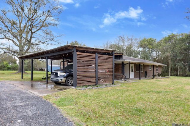 17018 Old Jefferson, Prairieville, LA 70769