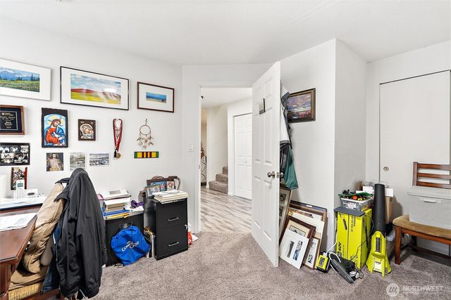 9010 236th Street SW, Edmonds, WA 98026
