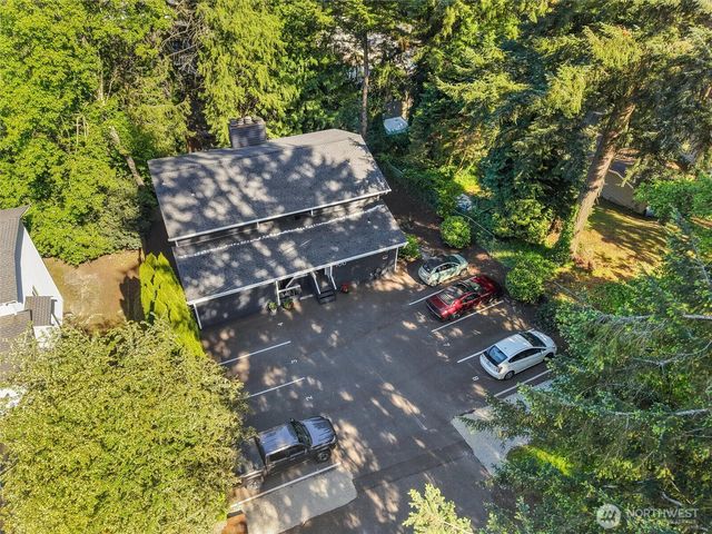 9010 236th Street SW, Edmonds, WA 98026