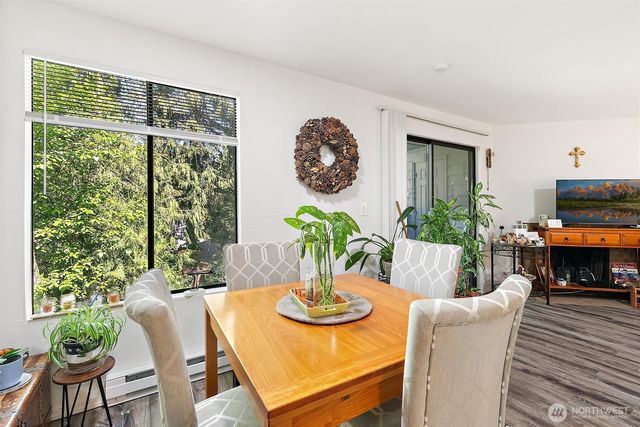 9010 236th Street SW, Edmonds, WA 98026
