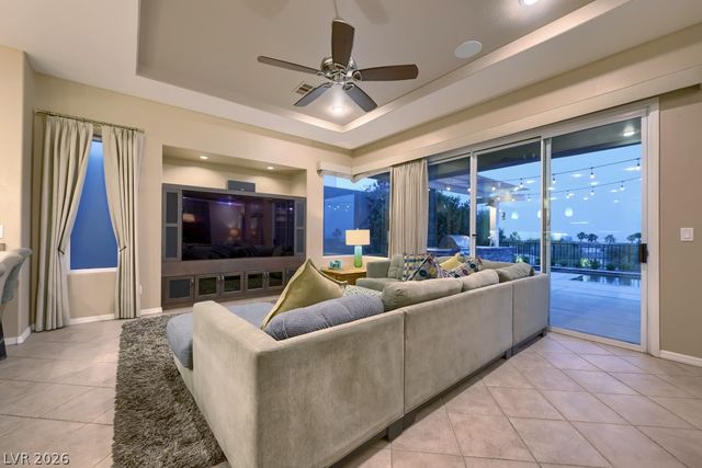 11686 Glowing Sunset Lane, Las Vegas, NV 89135