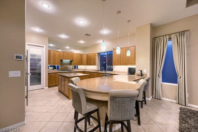 11686 Glowing Sunset Lane, Las Vegas, NV 89135