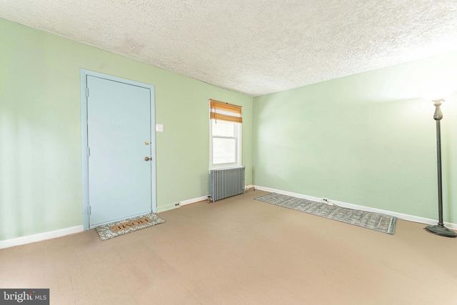 263 S MOUNT AIRY RD, Coatesville, PA 19320