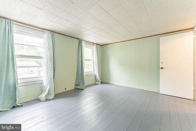 263 S MOUNT AIRY RD, Coatesville, PA 19320
