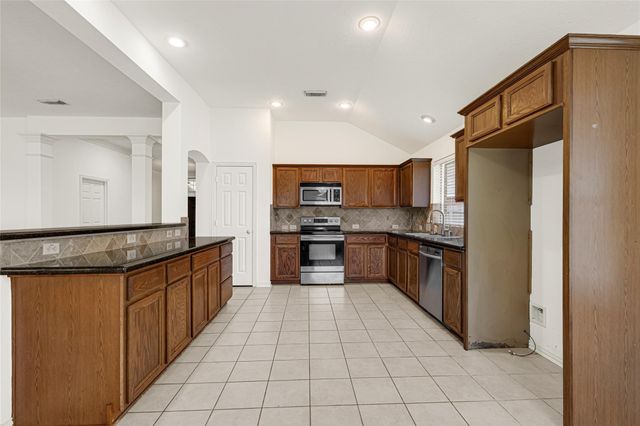 7102 Hollow Field Lane, Cypress, TX 77433