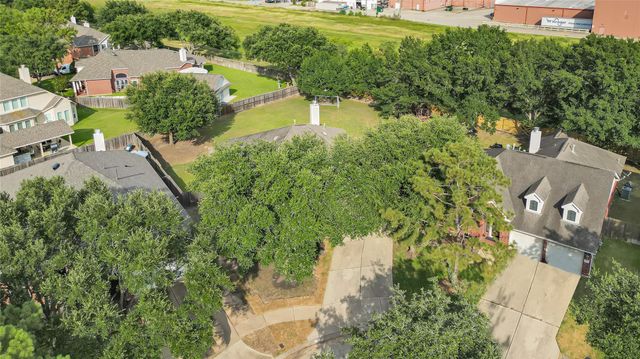 7102 Hollow Field Lane, Cypress, TX 77433