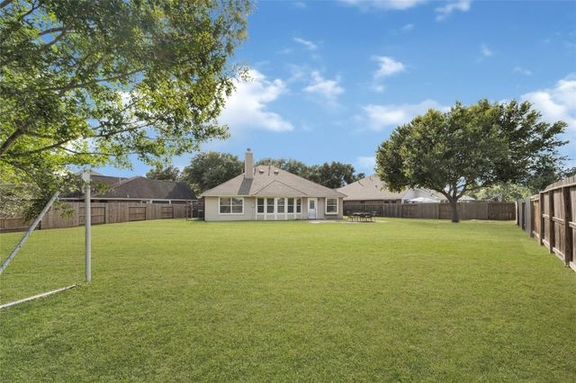 7102 Hollow Field Lane, Cypress, TX 77433