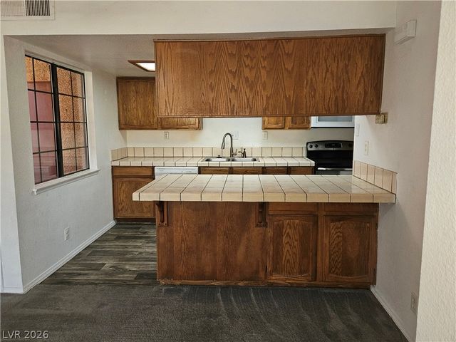 4121 Gannet Circle 412, Las Vegas, NV 89103