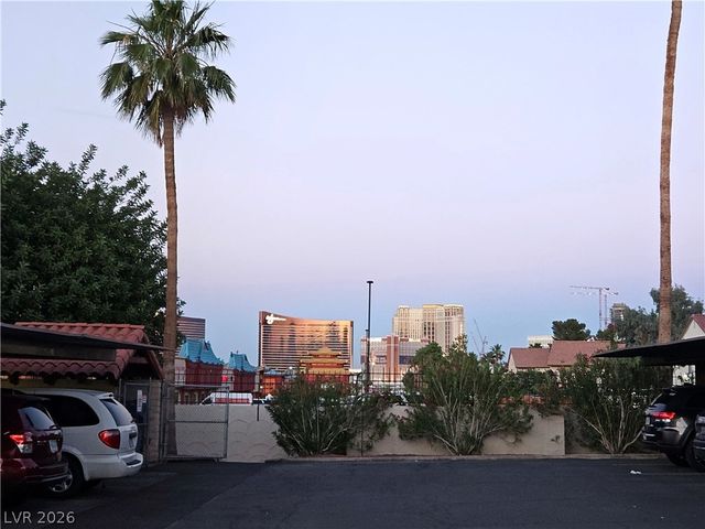 4121 Gannet Circle 412, Las Vegas, NV 89103