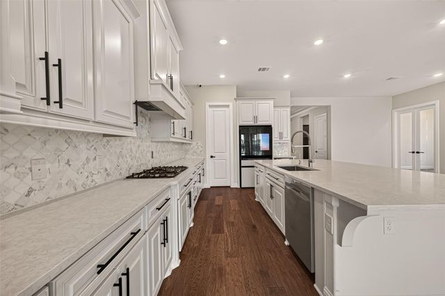 616 Cape Capri Drive, Katy, TX 77493
