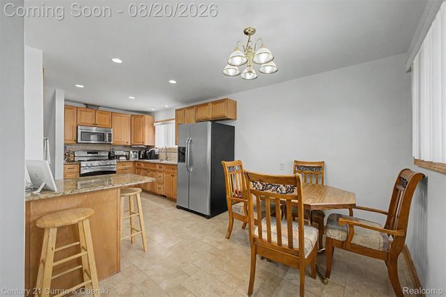 24393 Hanover Street, Dearborn Heights, MI 48125
