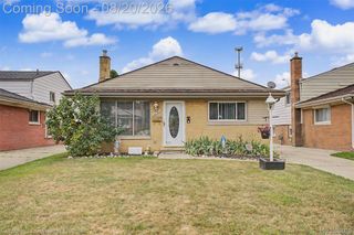 24393 Hanover Street, Dearborn Heights, MI 48125