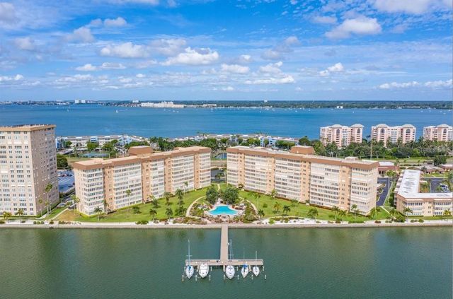 5130 BRITTANY DRIVE S 807, St Petersburg, FL 33715