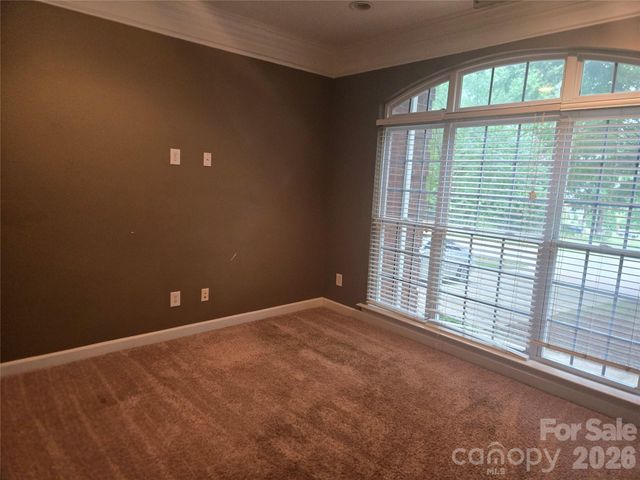 6301 Crown Hill Drive, Charlotte, NC 28227