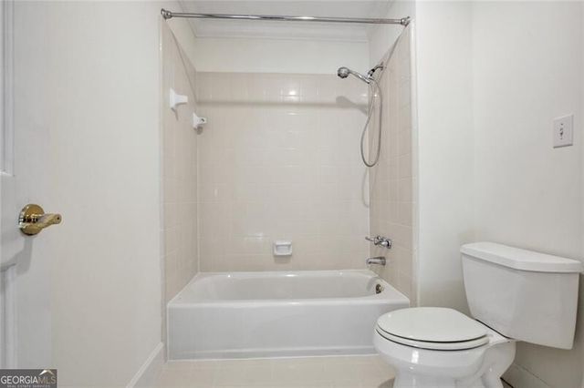 2770 Carmon On Wesley NW, Atlanta, GA 30327