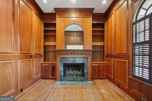 2770 Carmon On Wesley NW, Atlanta, GA 30327