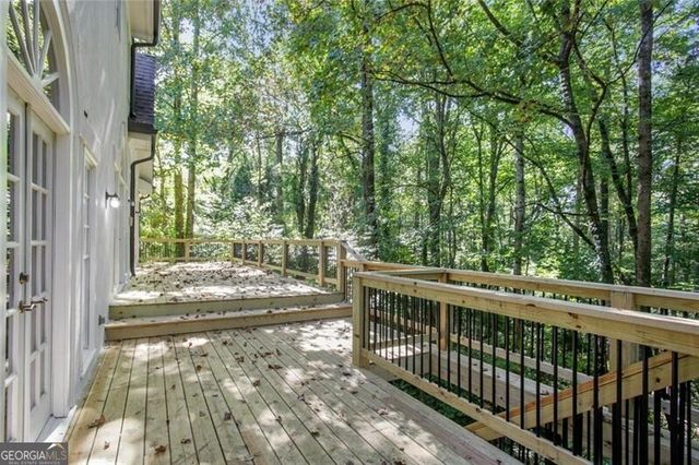 2770 Carmon On Wesley NW, Atlanta, GA 30327