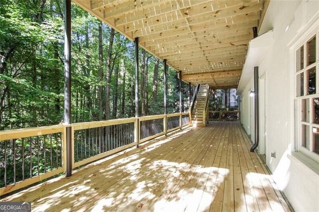 2770 Carmon On Wesley NW, Atlanta, GA 30327