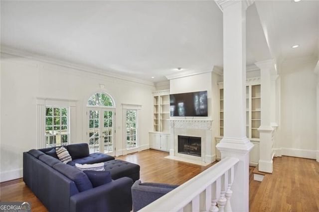 2770 Carmon On Wesley NW, Atlanta, GA 30327