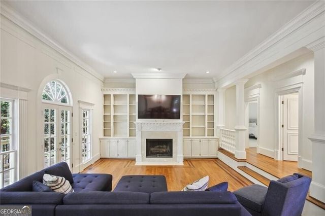 2770 Carmon On Wesley NW, Atlanta, GA 30327