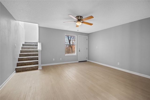 1377 E Sequoyah Court, Fayetteville, AR 72701