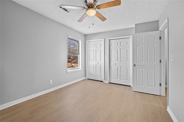 1377 E Sequoyah Court, Fayetteville, AR 72701
