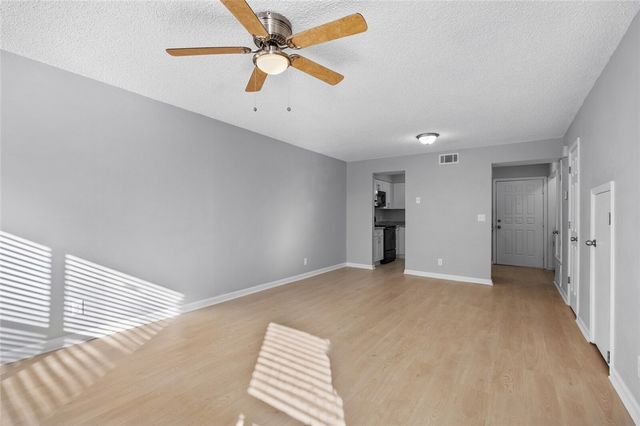 1377 E Sequoyah Court, Fayetteville, AR 72701