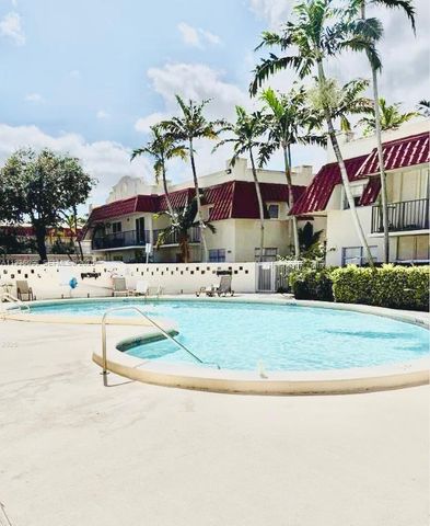 8650 SW 67th Ave 1018, Pinecrest, FL 33156