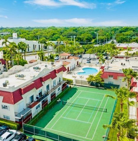 8650 SW 67th Ave 1018, Pinecrest, FL 33156