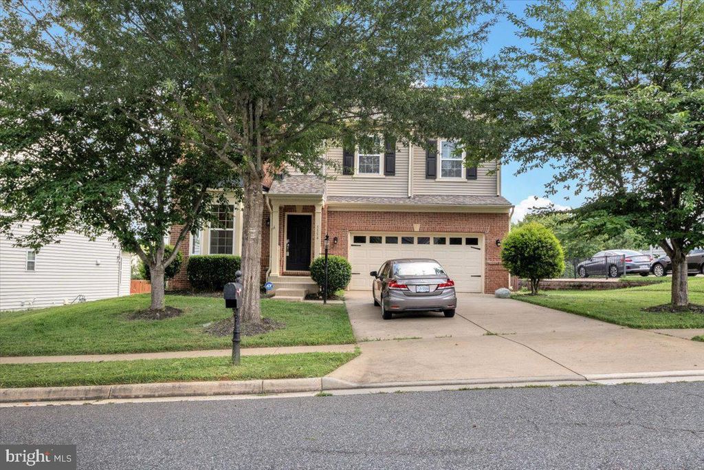 5554 BARNES LN, Woodbridge, VA 22193