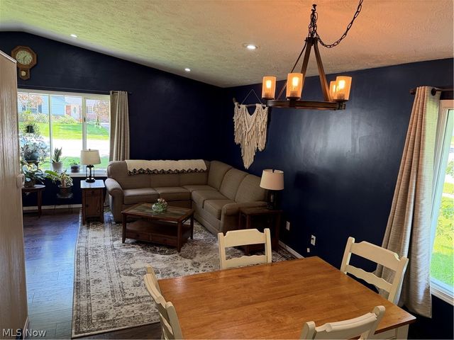 634 Georgetown Avenue, Elyria, OH 44035