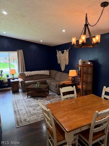 634 Georgetown Avenue, Elyria, OH 44035