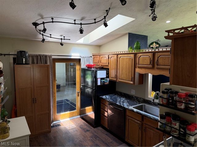 634 Georgetown Avenue, Elyria, OH 44035
