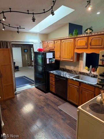 634 Georgetown Avenue, Elyria, OH 44035