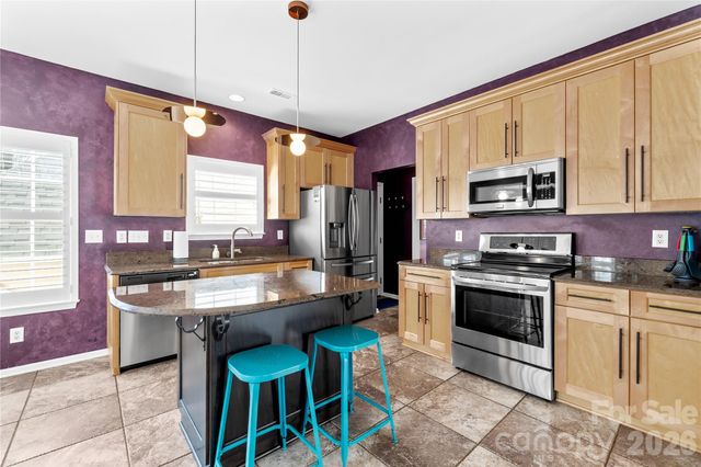 110 Easy Street, Mooresville, NC 28117