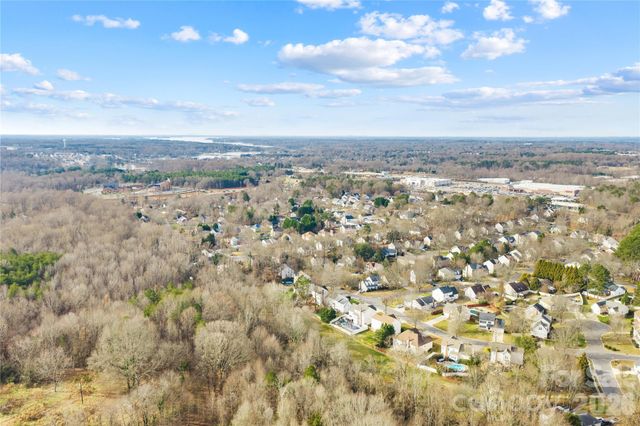 110 Easy Street, Mooresville, NC 28117