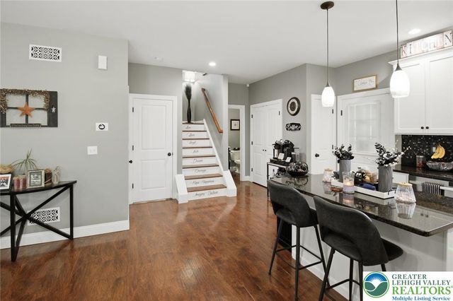 1180 Sunrise Lane, Slatington Boro, PA 18080