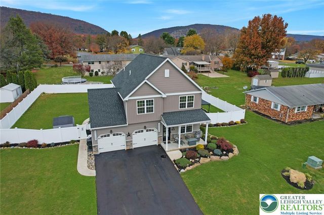 1180 Sunrise Lane, Slatington Boro, PA 18080