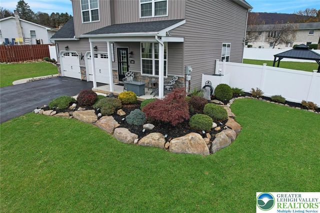 1180 Sunrise Lane, Slatington Boro, PA 18080