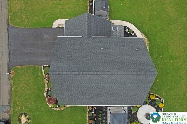 1180 Sunrise Lane, Slatington Boro, PA 18080