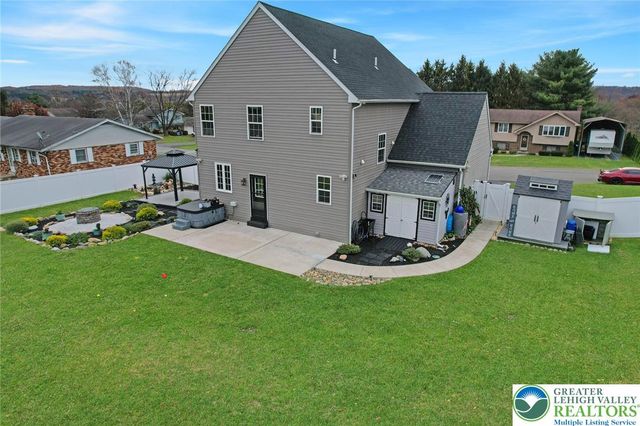 1180 Sunrise Lane, Slatington Boro, PA 18080