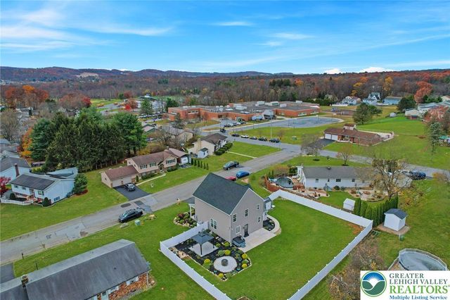1180 Sunrise Lane, Slatington Boro, PA 18080