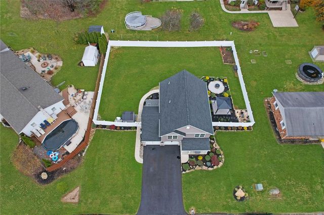 1180 Sunrise Lane, Slatington Boro, PA 18080