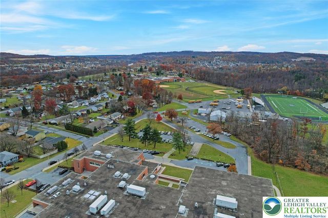 1180 Sunrise Lane, Slatington Boro, PA 18080