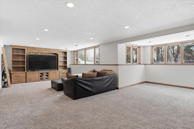 1904 141st Lane NE, Andover, MN 55304