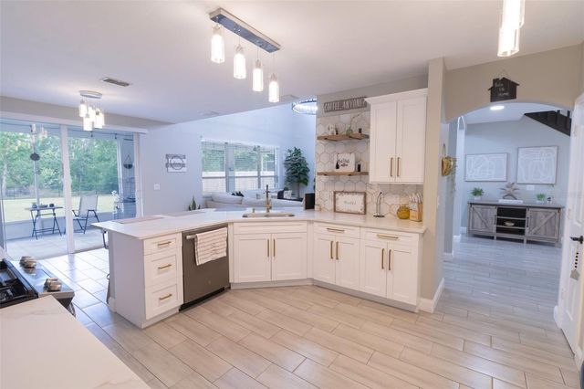 1635 LEDGESTONE DRIVE, Brandon, FL 33511